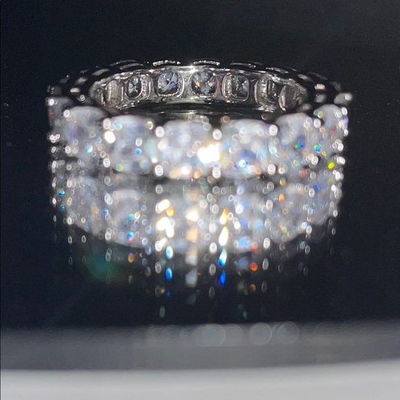 Jewelry - Waterproof Tarnish Proof Silver Diamond Ring